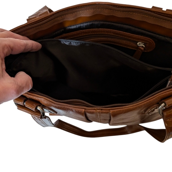 La Diva Handbag, Multi Compartment Handbag, Brown Purse - Picture 11 of 14